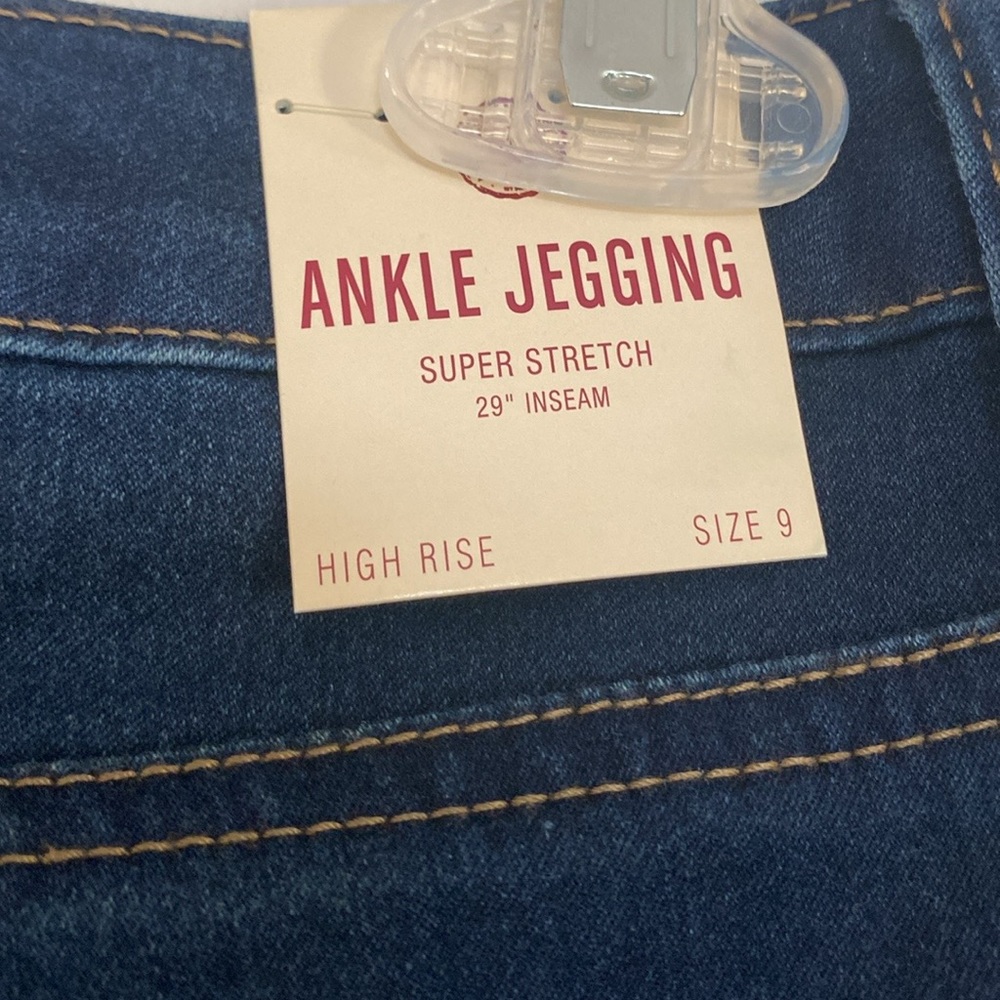 NWT! SO Ankle Jeggings/Skinny Jeans - Size 9 Juniors - Super Stretch High Rise - Picture 2 of 6
